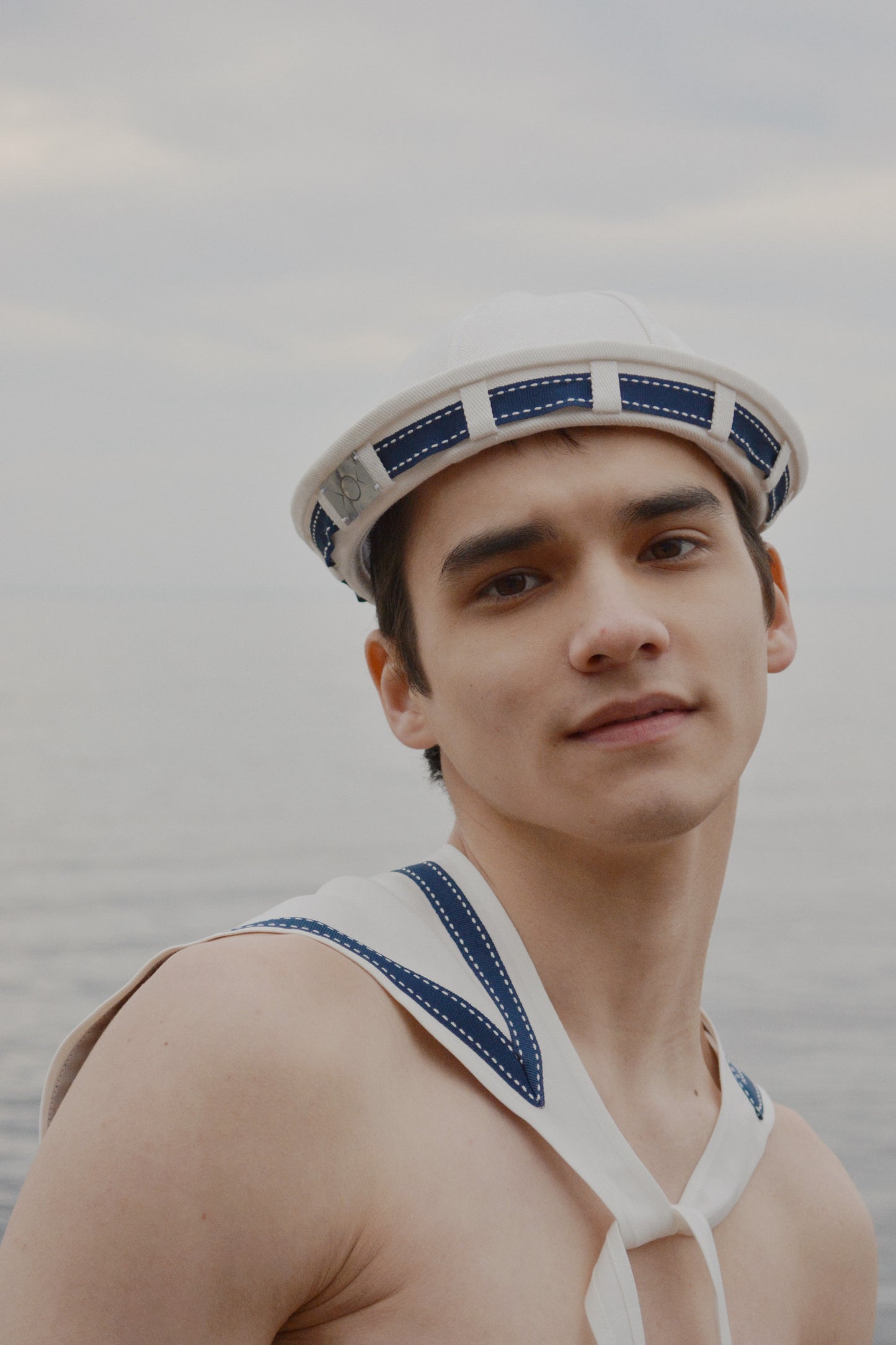 White Wave Sea Hat