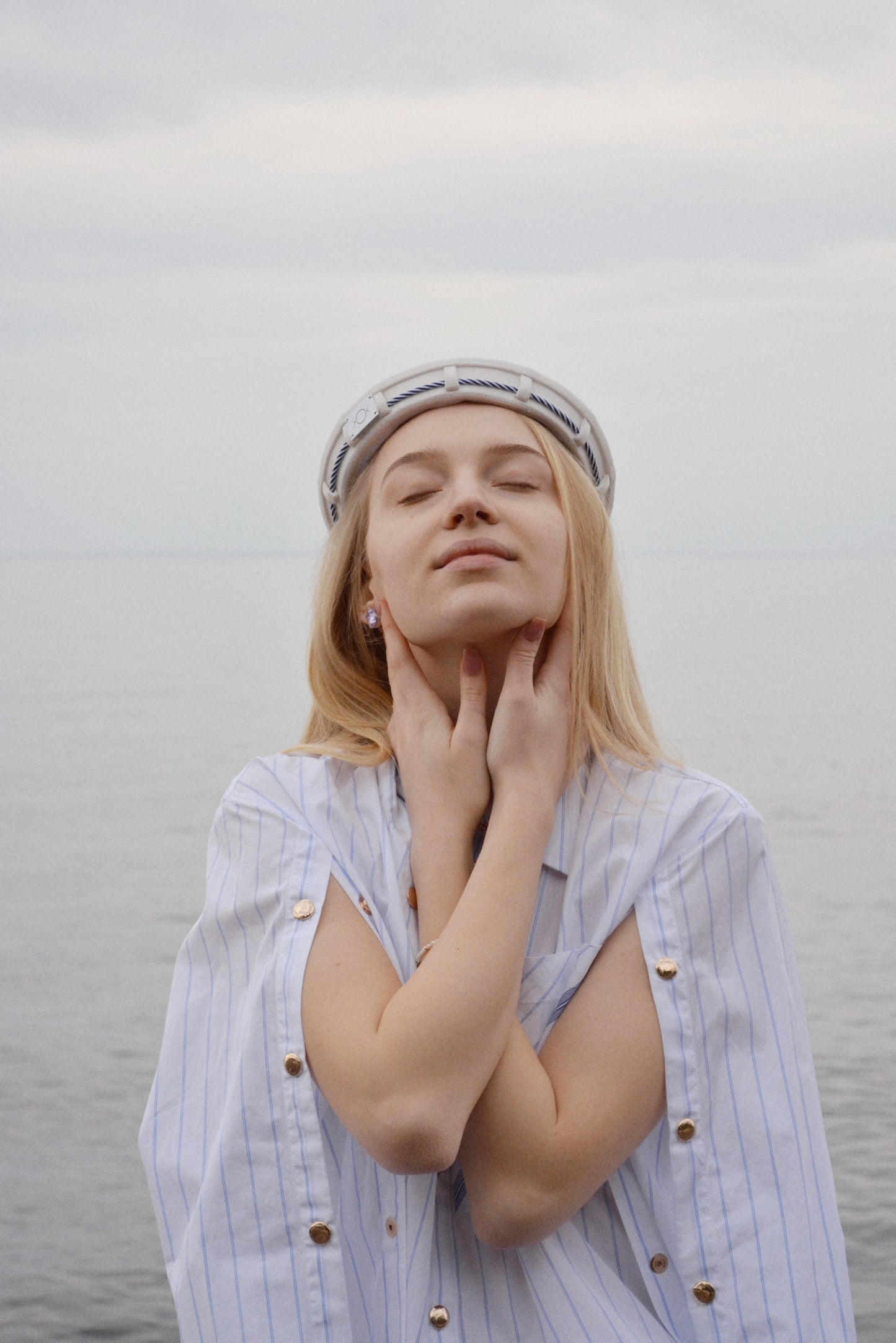 White Wave Sea Hat