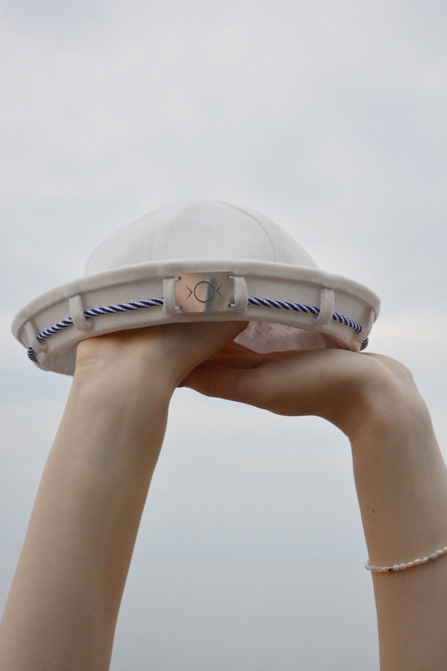 White Wave Sea Hat