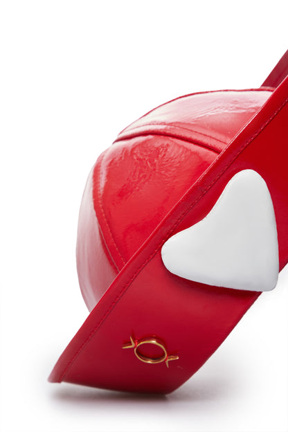 White Lacquer Heart Sea Hat