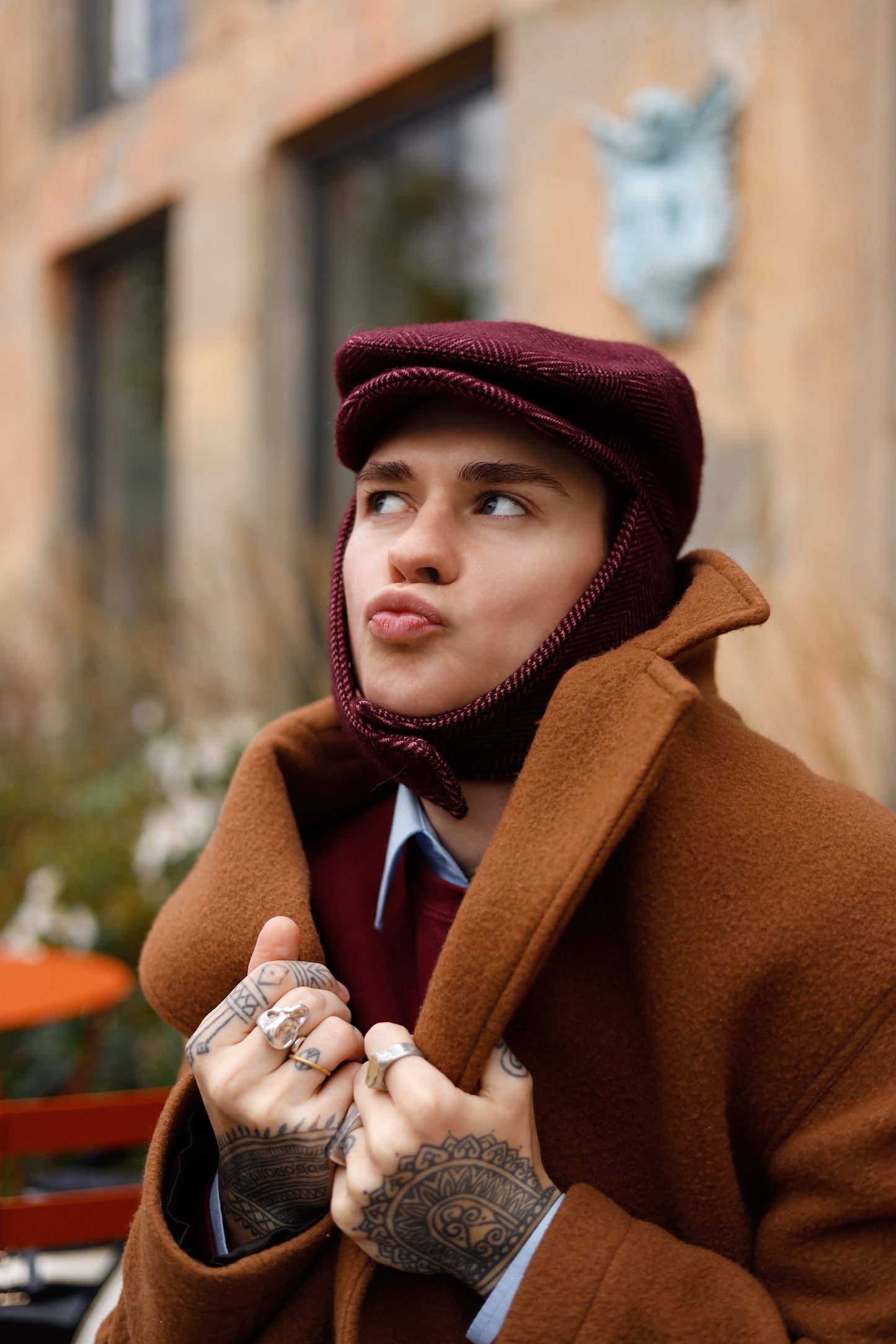 Kepi Bordeaux з Вушками