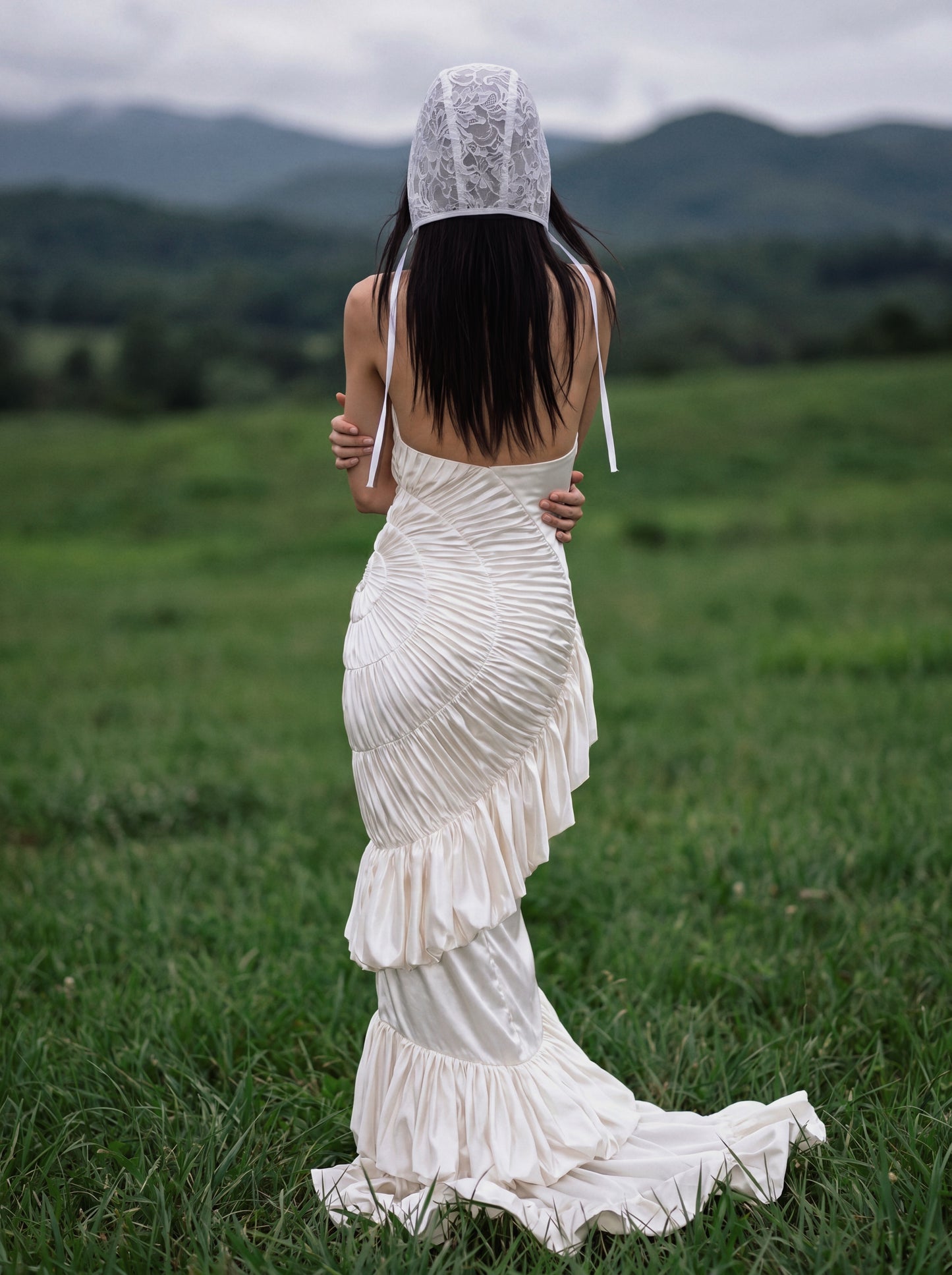 White Gentle Lace Bonnet