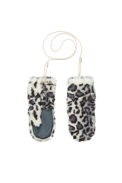 Fluffy Leopard Mittens