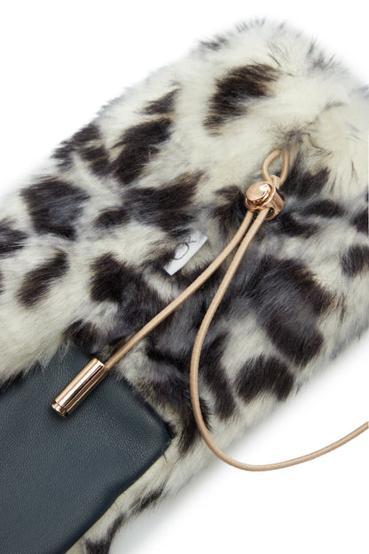 Fluffy Leopard Mittens
